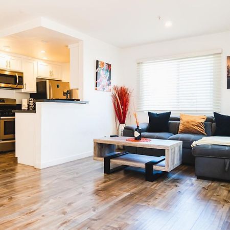 Modern Remodeled 1-Bedroom Close To Hollywood Walk Of Fame With Parking Los Angeles Extérieur photo